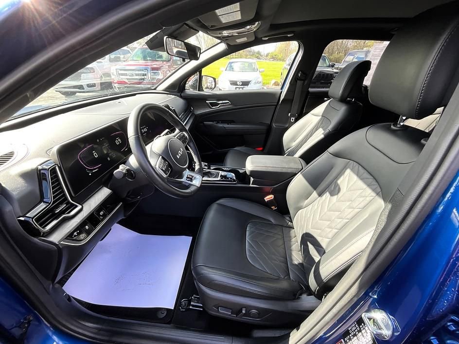 Used 2025 Kia Sportage X-Line w/ Premium Package image 14