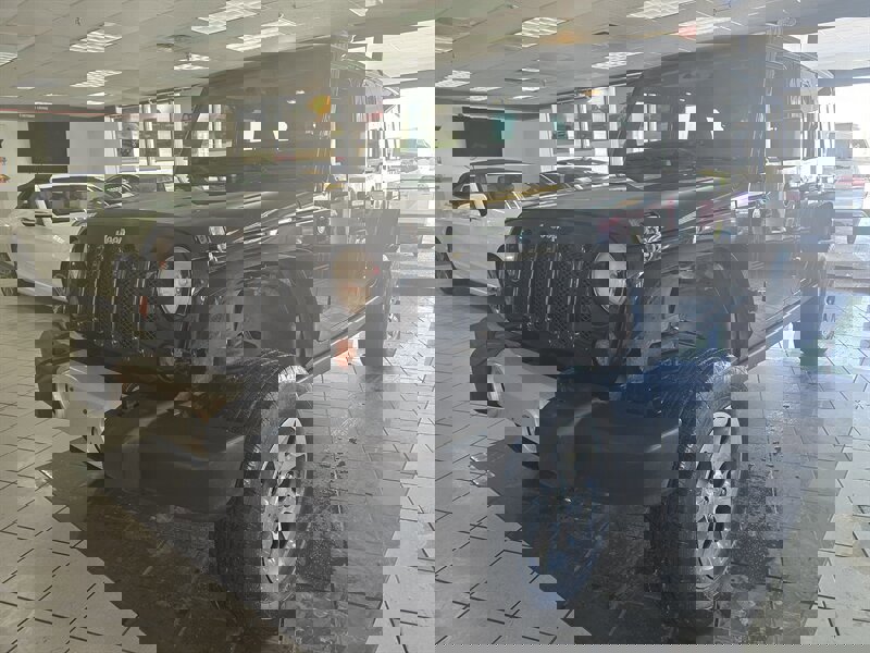 Used 2013 Jeep Wrangler Unlimited Sahara w/ Connectivity Group image 1