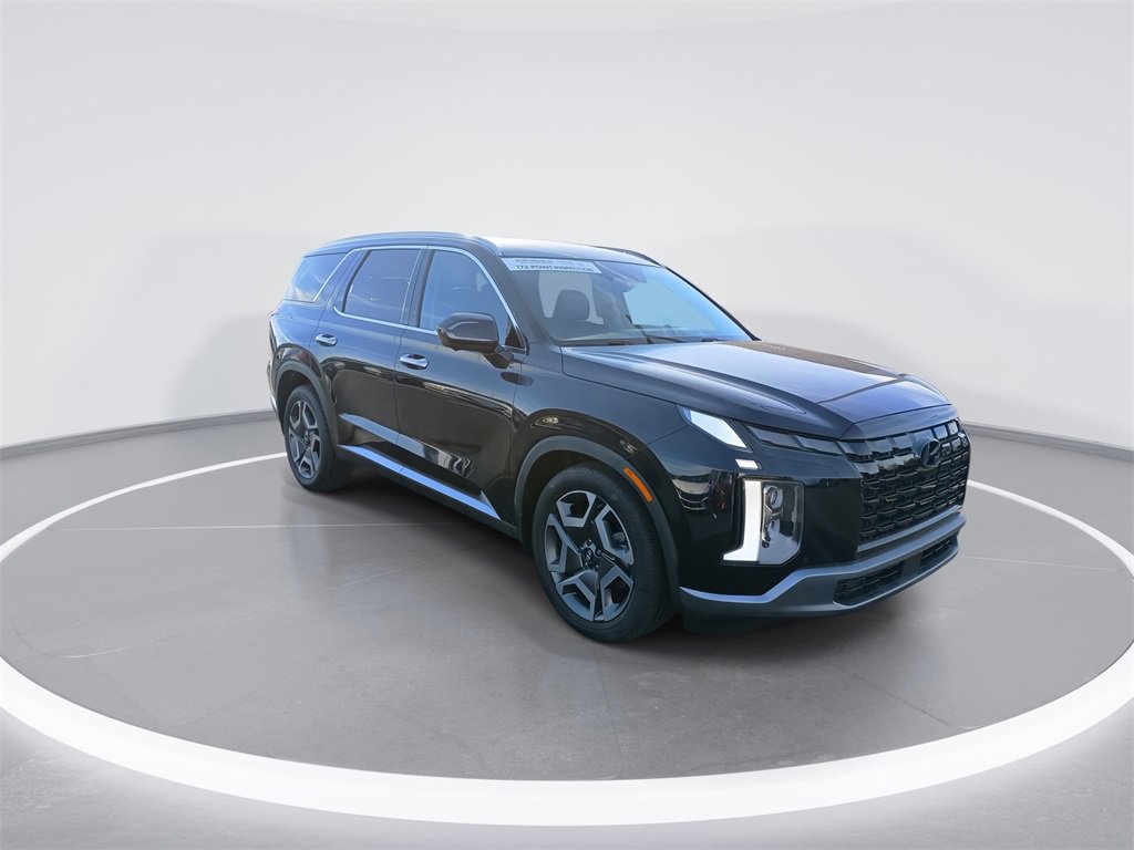 Used 2023 Hyundai Palisade Limited image 2