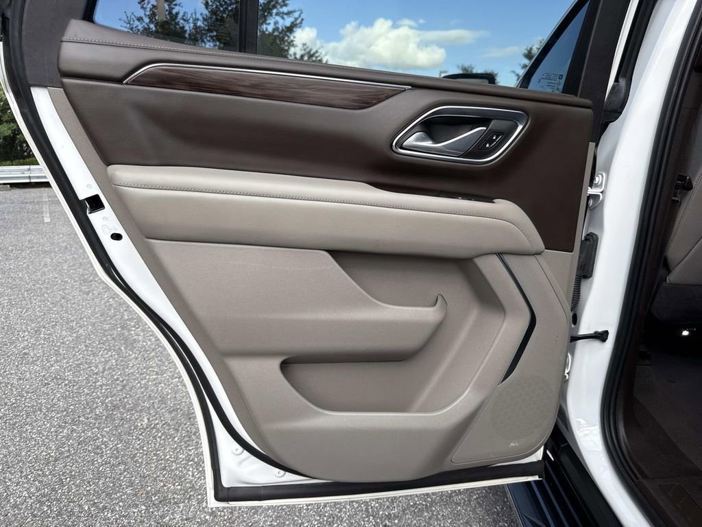 Used 2023 Chevrolet Tahoe LS image 13