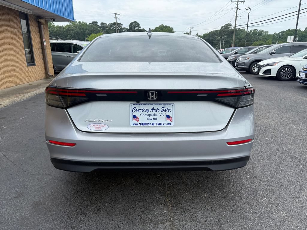 Used 2024 Honda Accord EX image 10