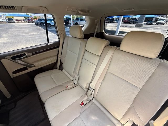 Used 2015 Lexus GX 460 w/ Premium Package AWD/4WD image 13