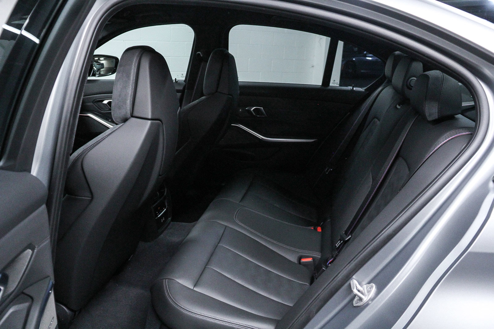 Used 2025 BMW M3 Competition w/ Executive Package image 16