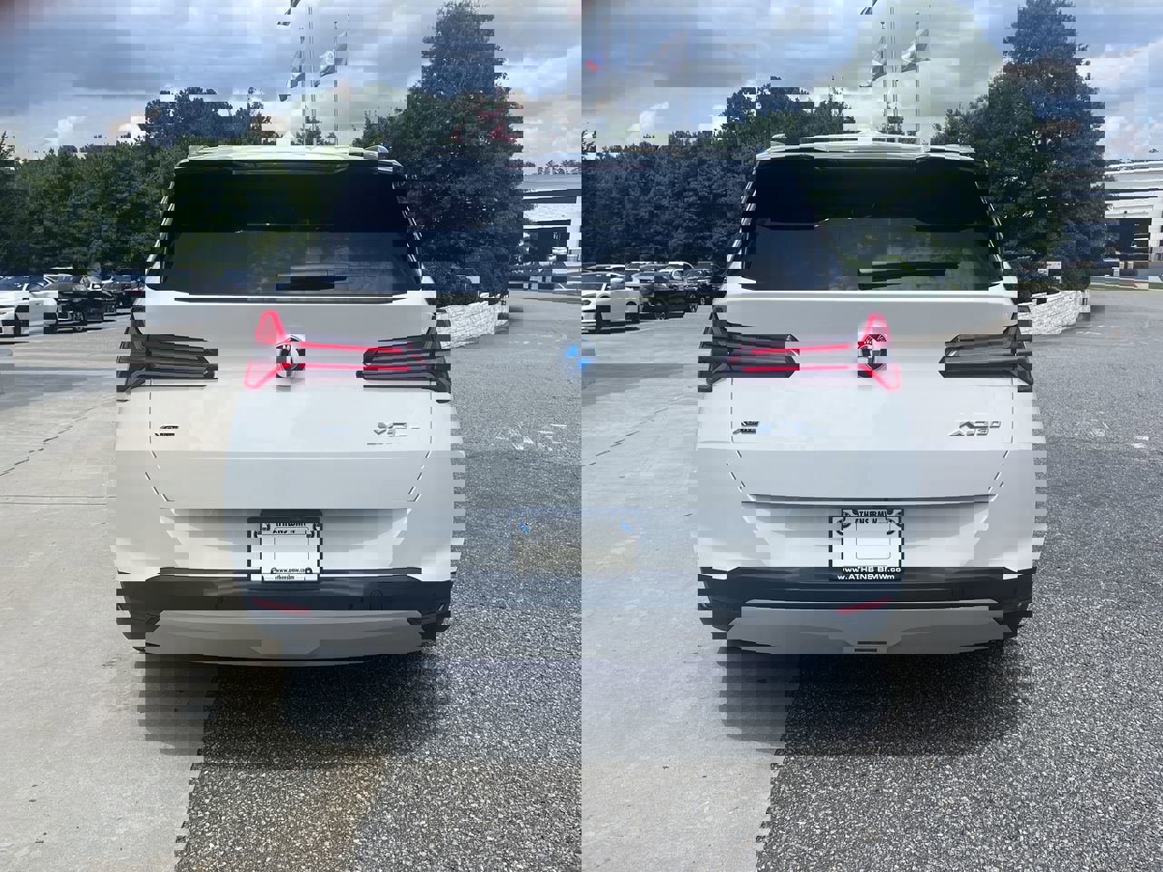 Used 2025 BMW X3 xDrive30i w/ Convenience Package image 12