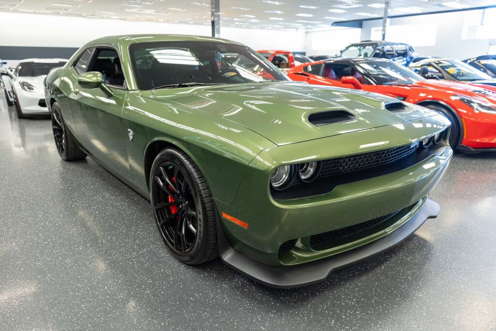 Used 2023 Dodge Challenger SRT Hellcat w/ Driver Convenience Group image 3