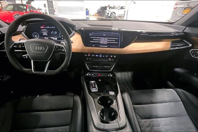 Certified 2023 Audi e-tron GT Premium Plus AWD/4WD image 15