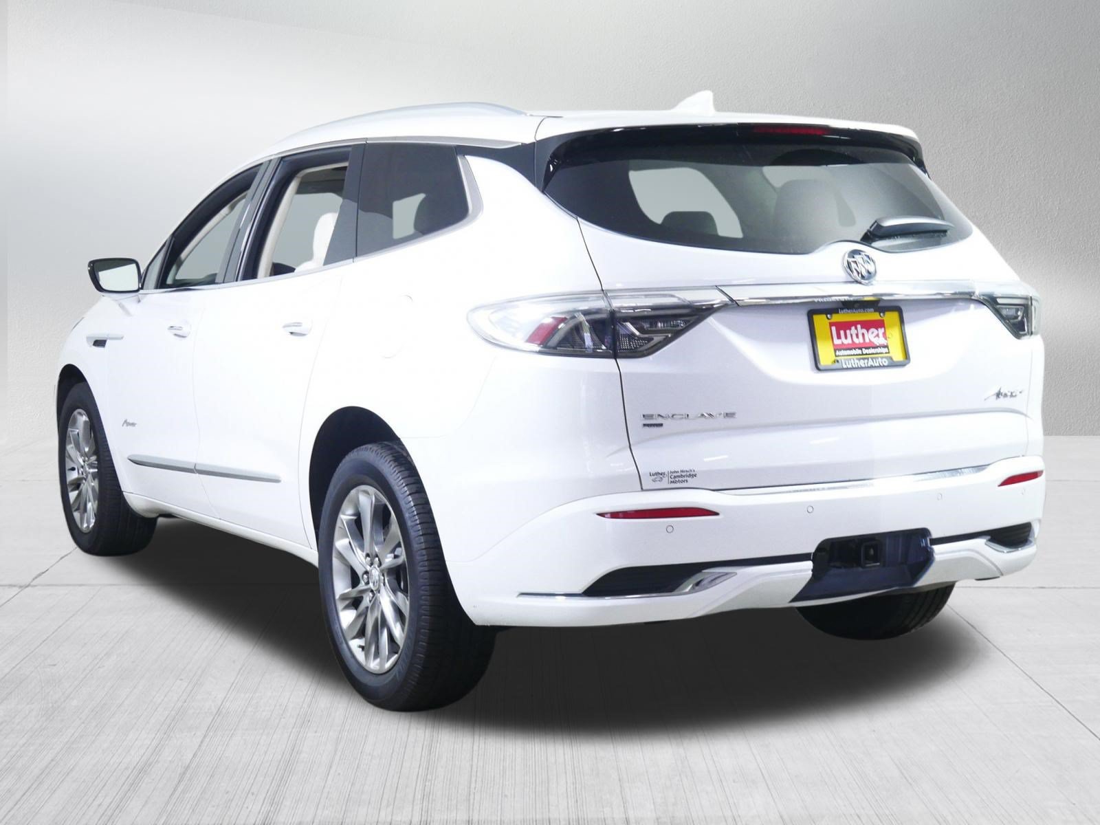 Certified 2023 Buick Enclave Avenir w/ Avenir Technology Package AWD/4WD image 5