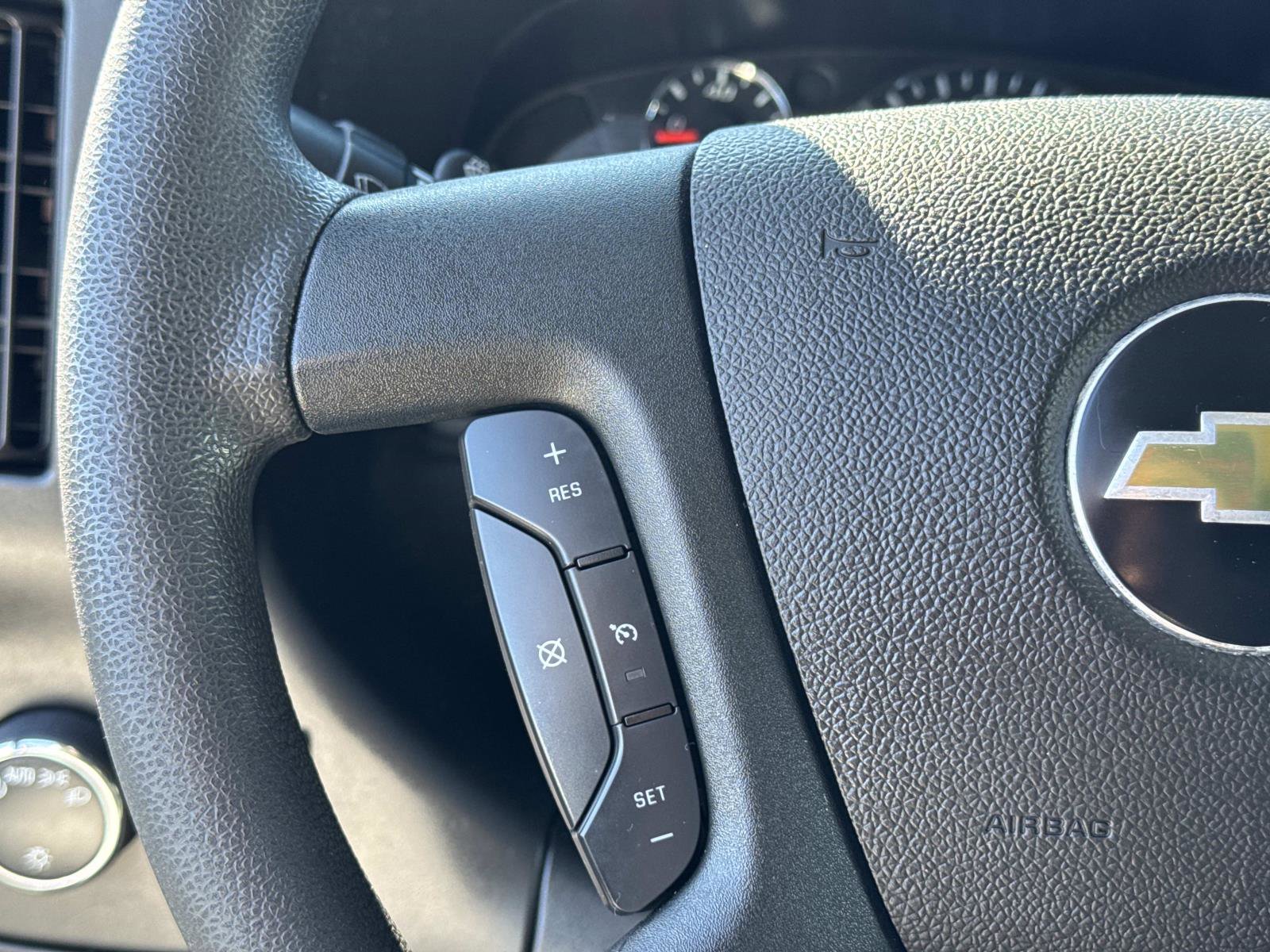 Used 2020 Chevrolet Express 2500 w/ Driver Convenience Package image 7