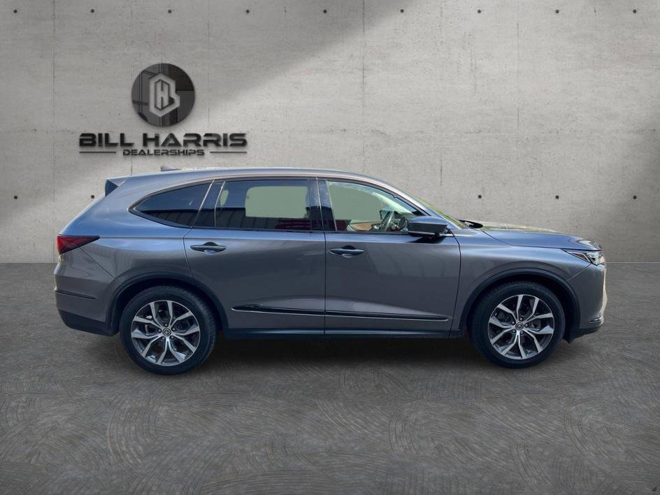 Used 2022 Acura MDX w/ Technology Package AWD/4WD image 4