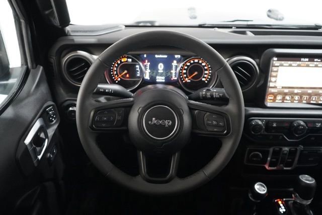 Used 2023 Jeep Wrangler Willys image 13