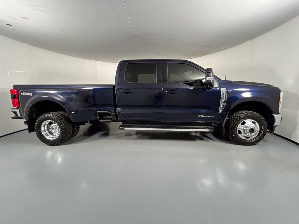Used 2023 Ford F350 Lariat AWD/4WD image 8