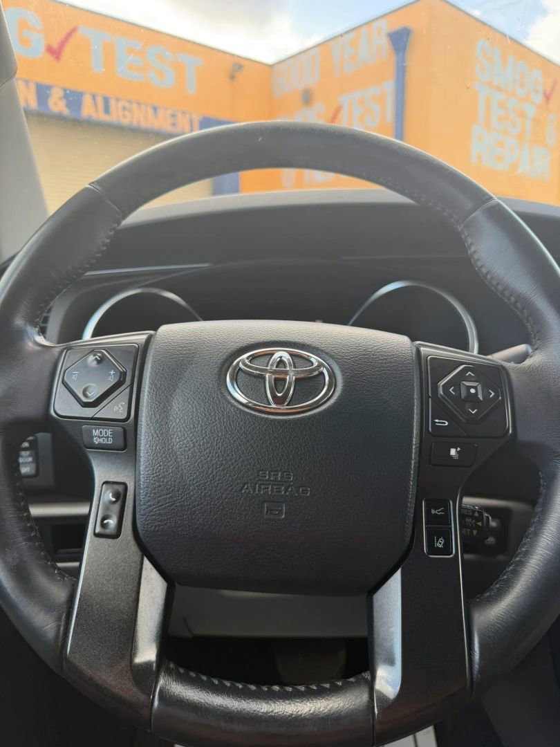 Used 2019 Toyota Sequoia Limited w/ Safety & Convenience Package AWD/4WD image 23