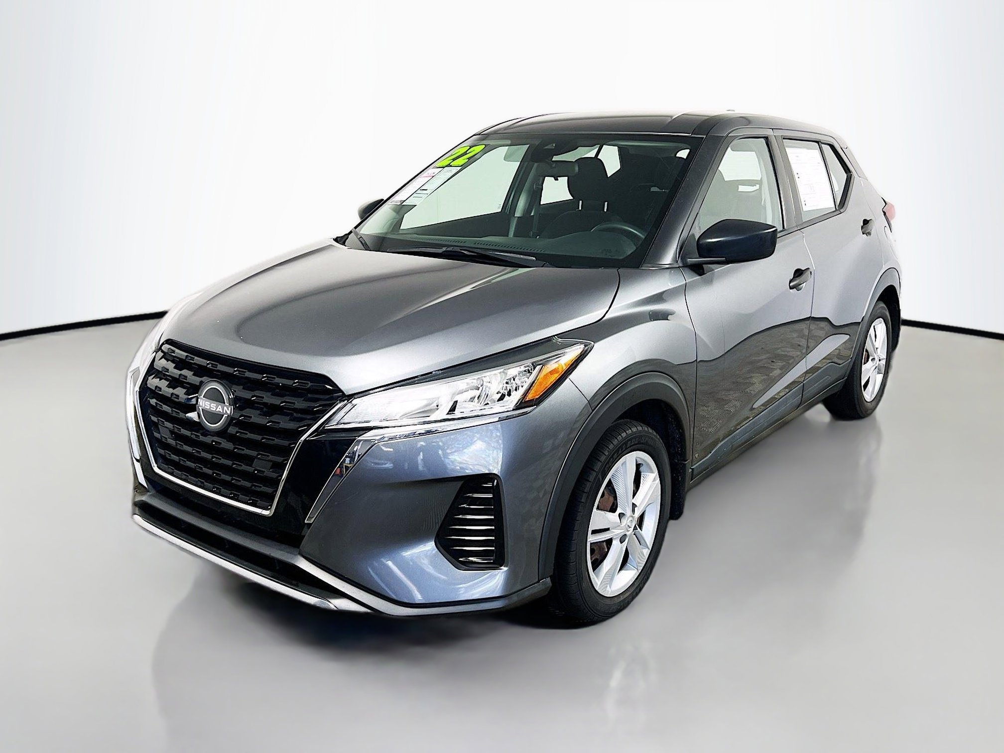 Used 2023 Nissan Kicks S image 10