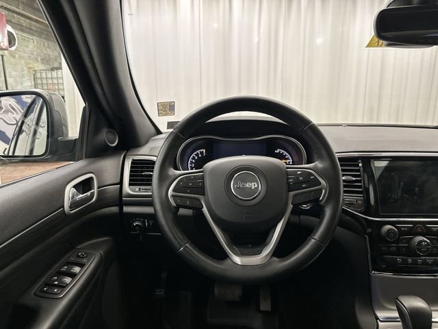 Used 2019 Jeep Grand Cherokee Altitude AWD/4WD image 14