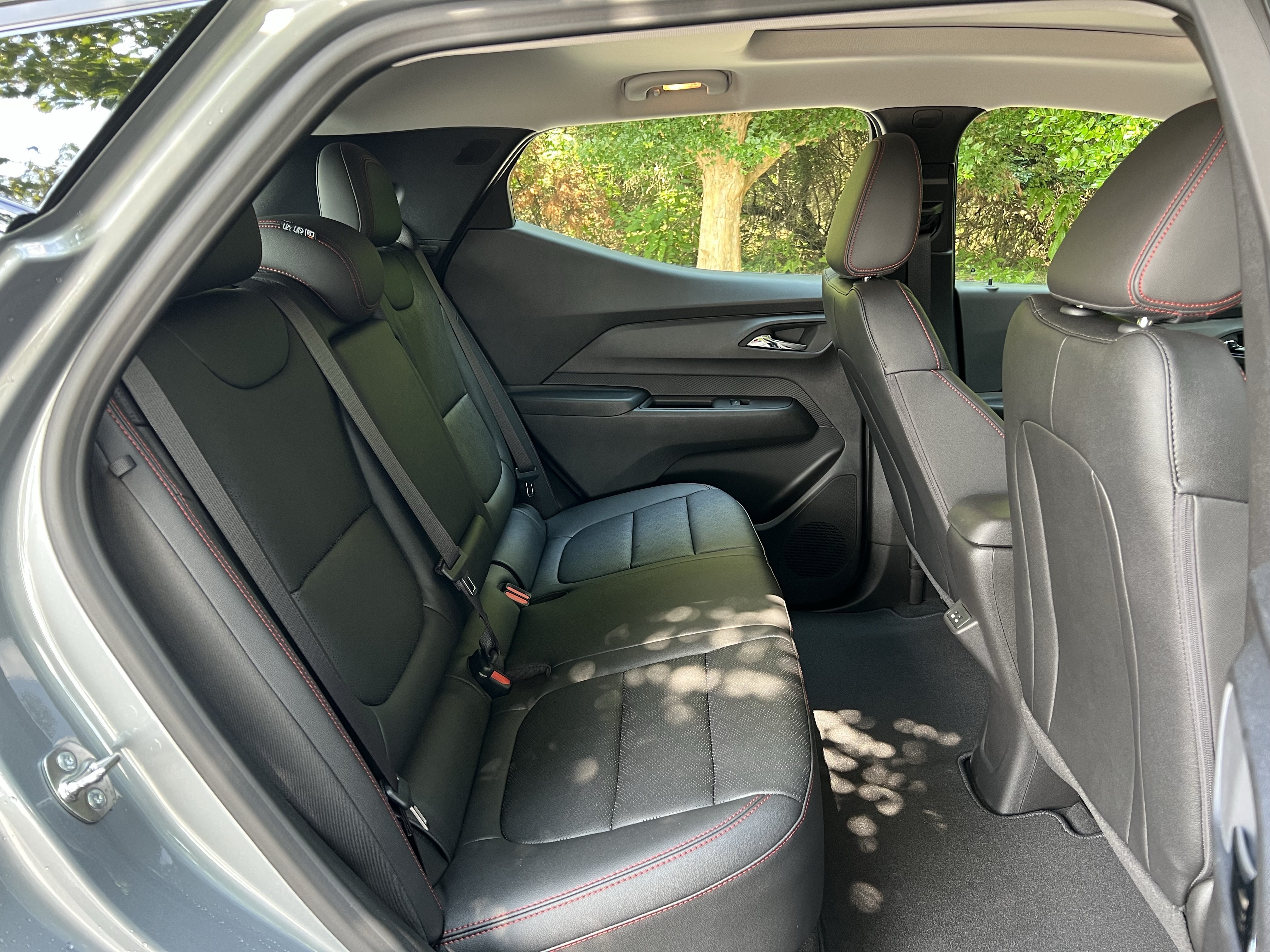 New 2027 Chevrolet Bolt RS w/ Technology Package FWD image 36