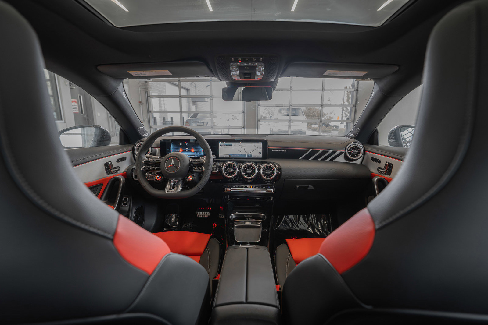 New 2025 Mercedes-Benz CLA 45 AMG 4MATIC image 27