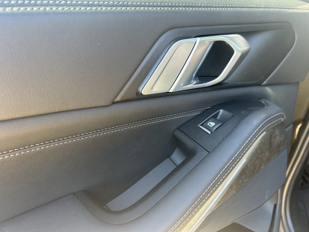 Used 2024 BMW X5 xDrive50e w/ M Sport Package image 24