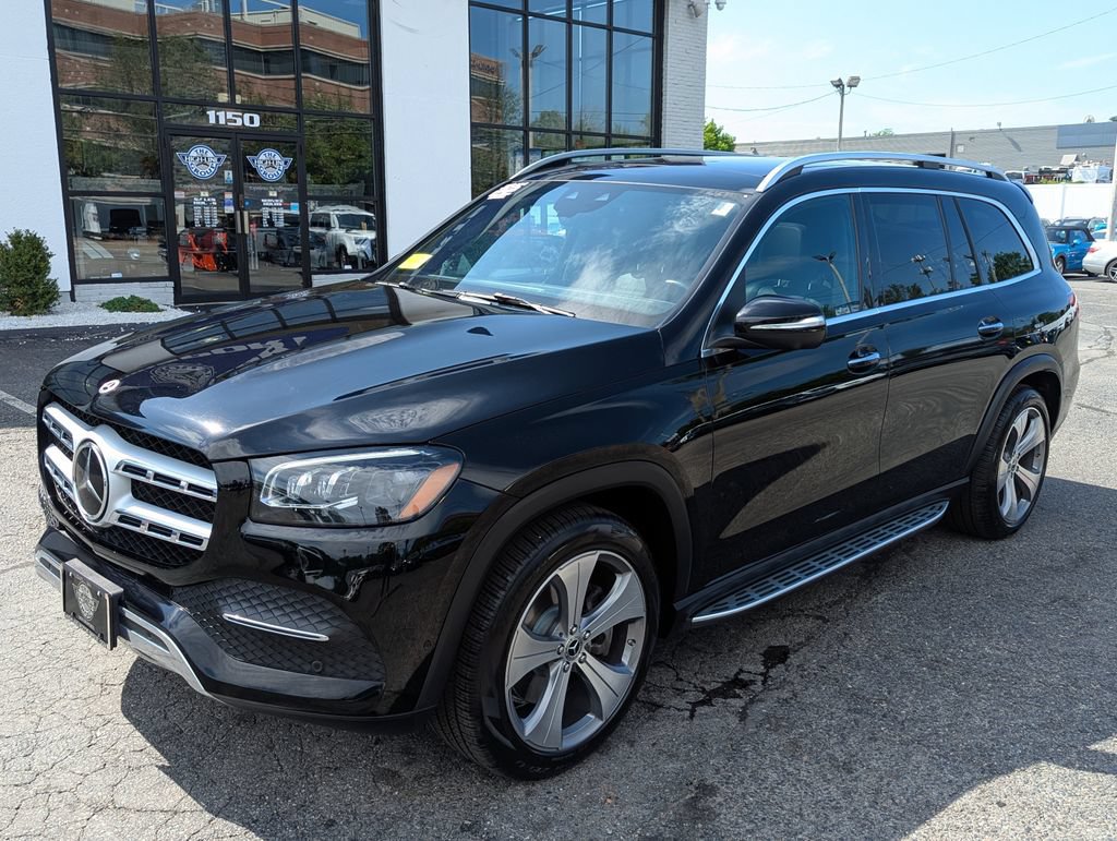 Used 2022 Mercedes-Benz GLS 450 4MATIC image 2
