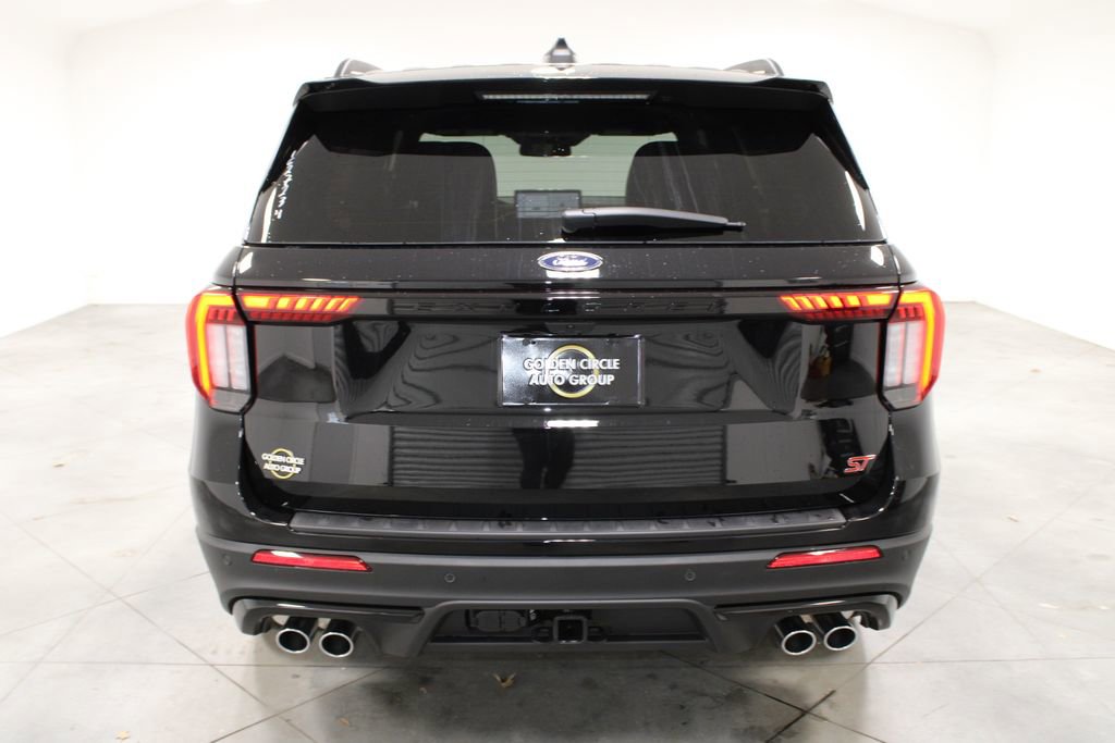 New 2026 Ford Explorer ST w/ Sun And Sound Package image 7