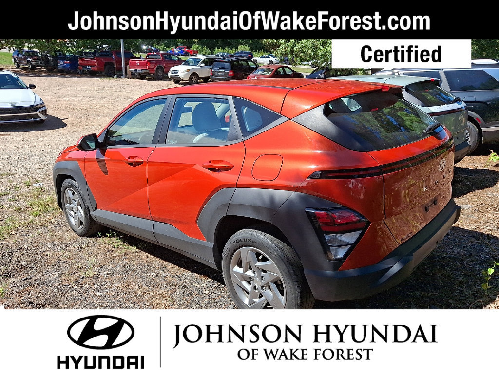 Used 2025 Hyundai Kona SE FWD image 3