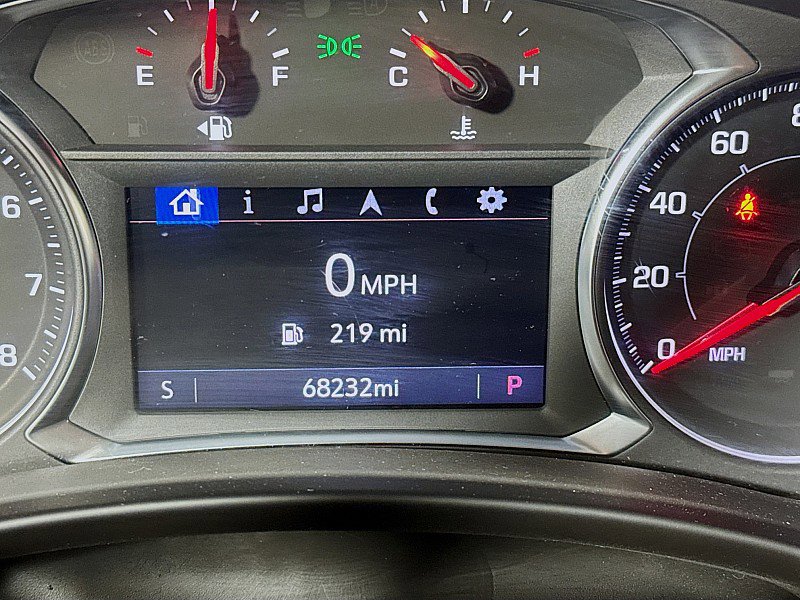 Used 2024 GMC Terrain SLT image 13