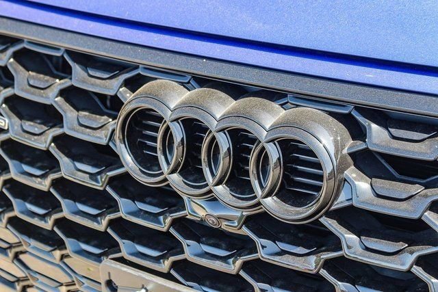 New 2025 Audi Q5 2.0T Premium Plus AWD/4WD image 5