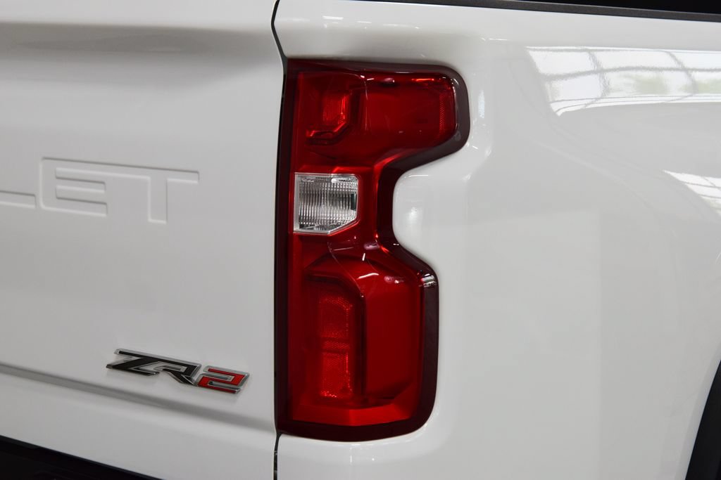 Used 2024 Chevrolet Silverado 2500 ZR2 w/ Technology Package AWD/4WD image 20