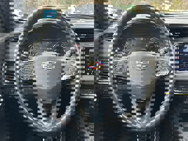 Used 2023 Cadillac XT4 Sport w/ LPO, Onyx Lite Package image 8