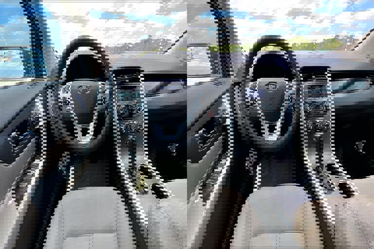 Used 2012 Ford Edge SE image 5