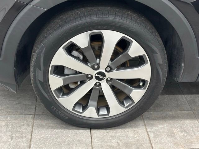 Used 2022 Kia Telluride EX w/ EX Premium Package FWD image 6