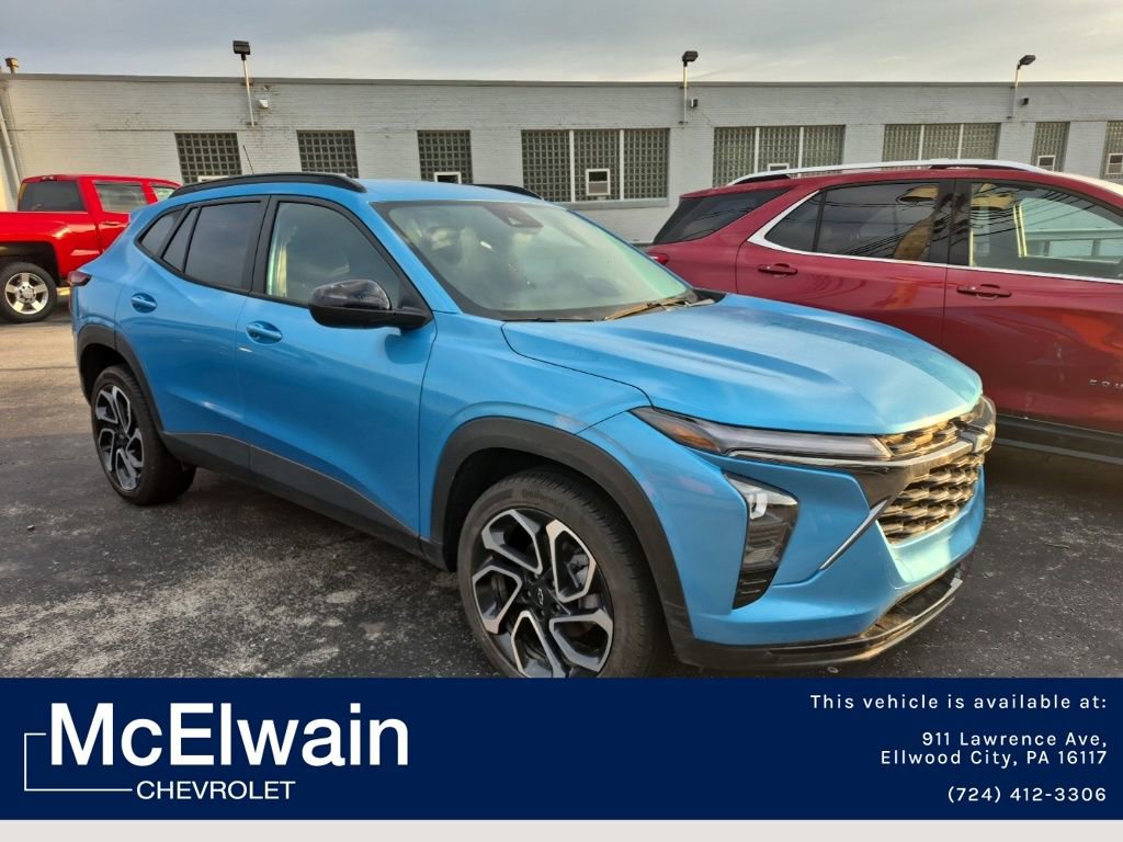 Used 2025 Chevrolet Trax RS w/ Driver Confidence Package