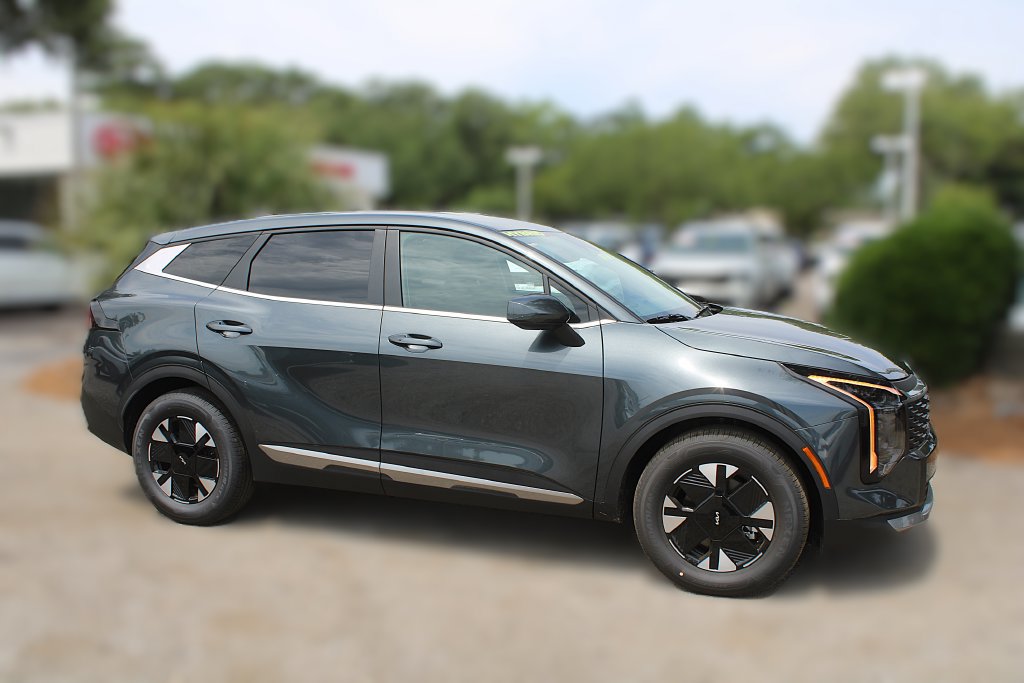 New 2027 Kia Sportage LX FWD image 4