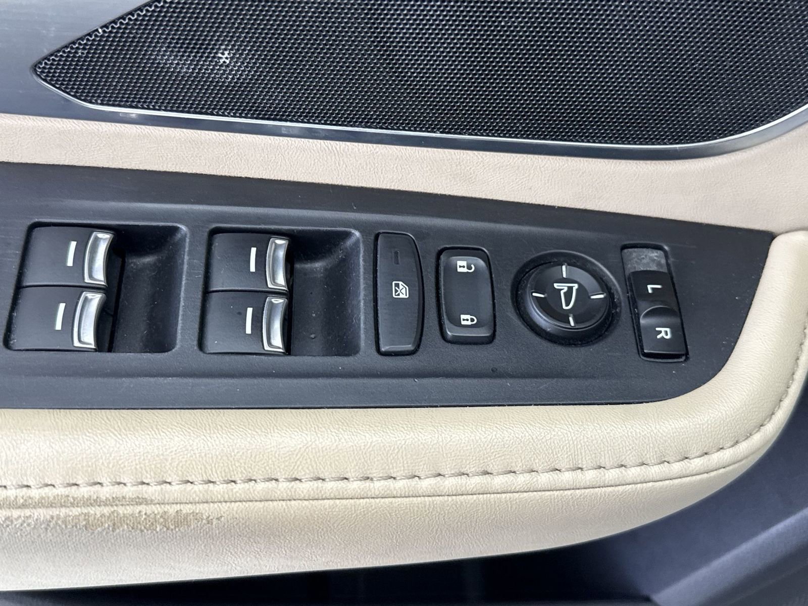 Used 2019 Acura RDX FWD image 18