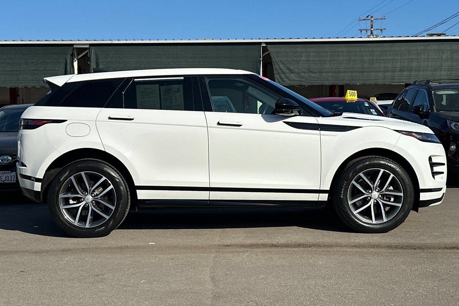 Used 2024 Land Rover Range Rover Evoque Dynamic SE AWD/4WD image 3