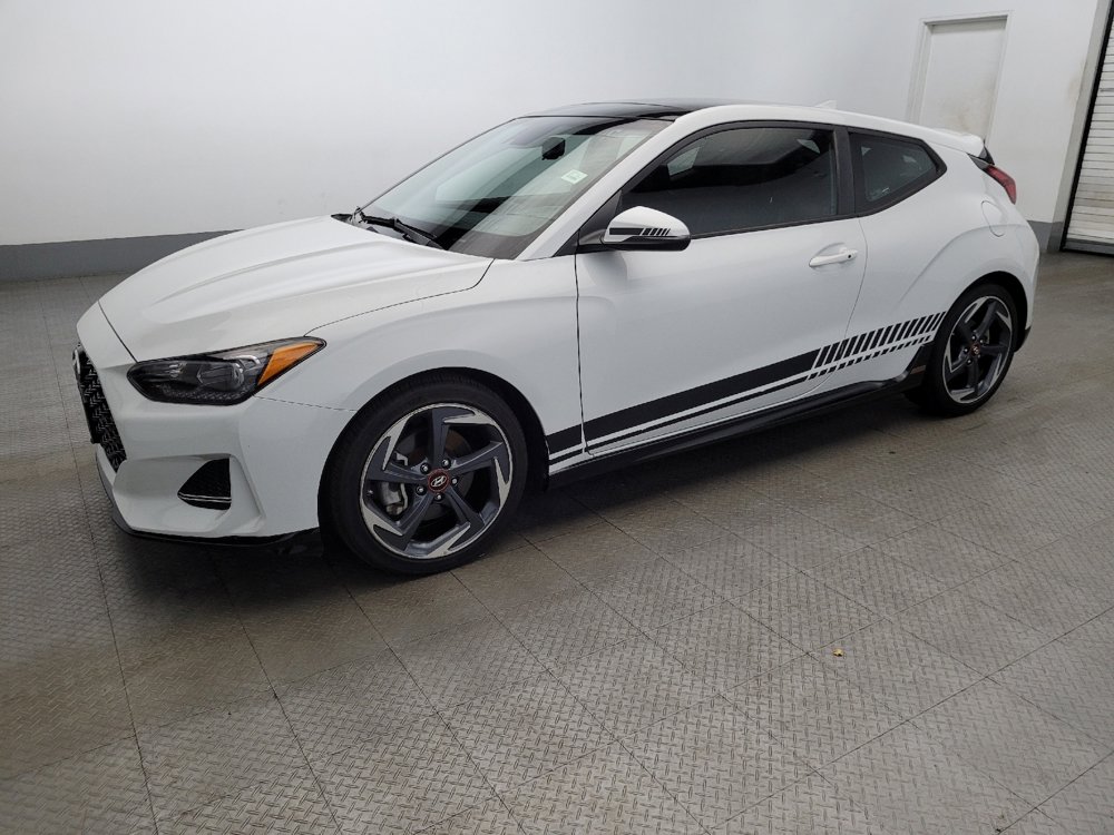 Used 2021 Hyundai Veloster Turbo image 2