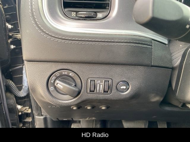 Used 2020 Dodge Charger SXT w/ Plus Group image 11