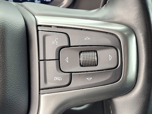 Used 2023 Chevrolet Suburban Premier image 25