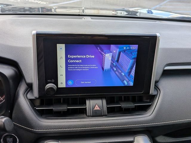 Used 2025 Toyota RAV4 XLE AWD/4WD image 19