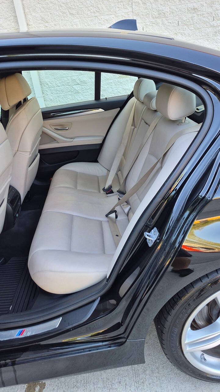 Used 2013 BMW 550i xDrive Sedan AWD/4WD image 59