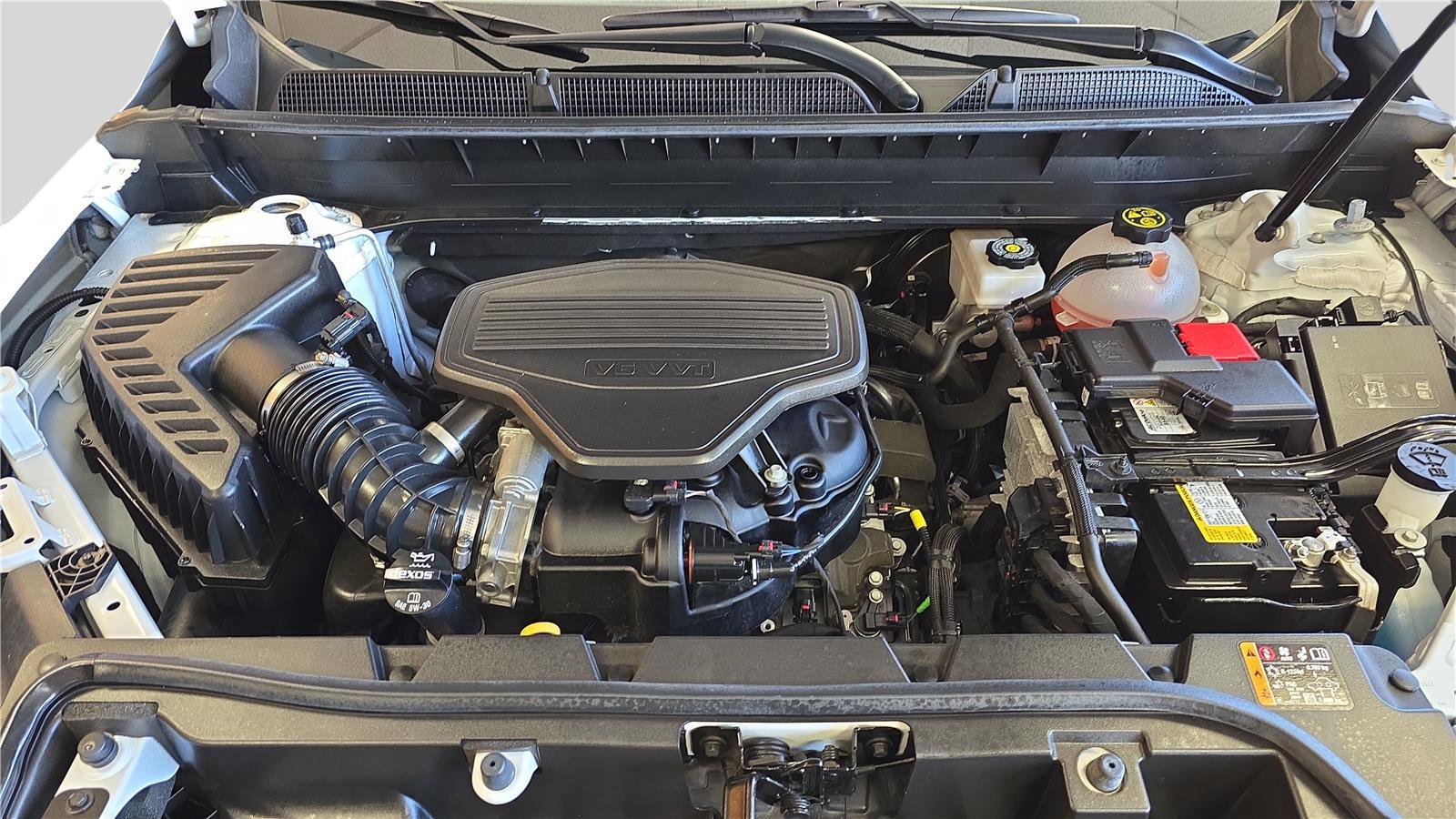 Used 2023 GMC Acadia SLT w/ Elevation Edition image 27