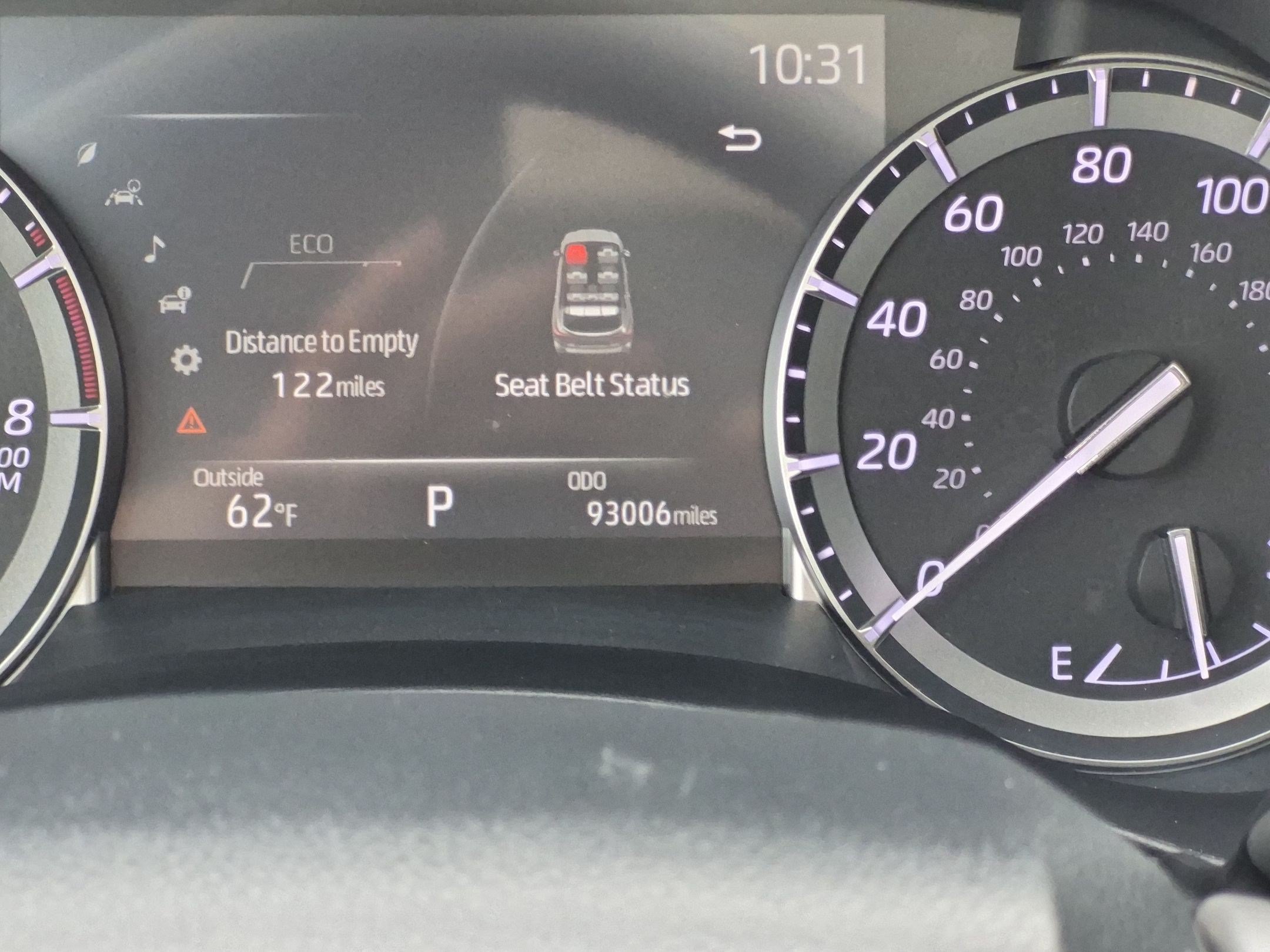 Used 2022 Toyota Highlander XLE AWD/4WD image 24