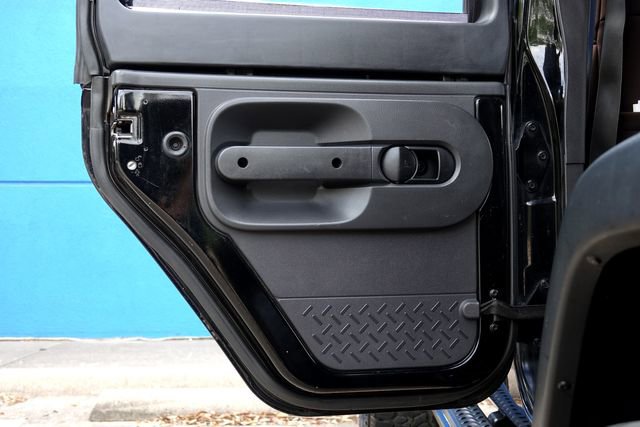 Used 2010 Jeep Wrangler Unlimited Sport image 34