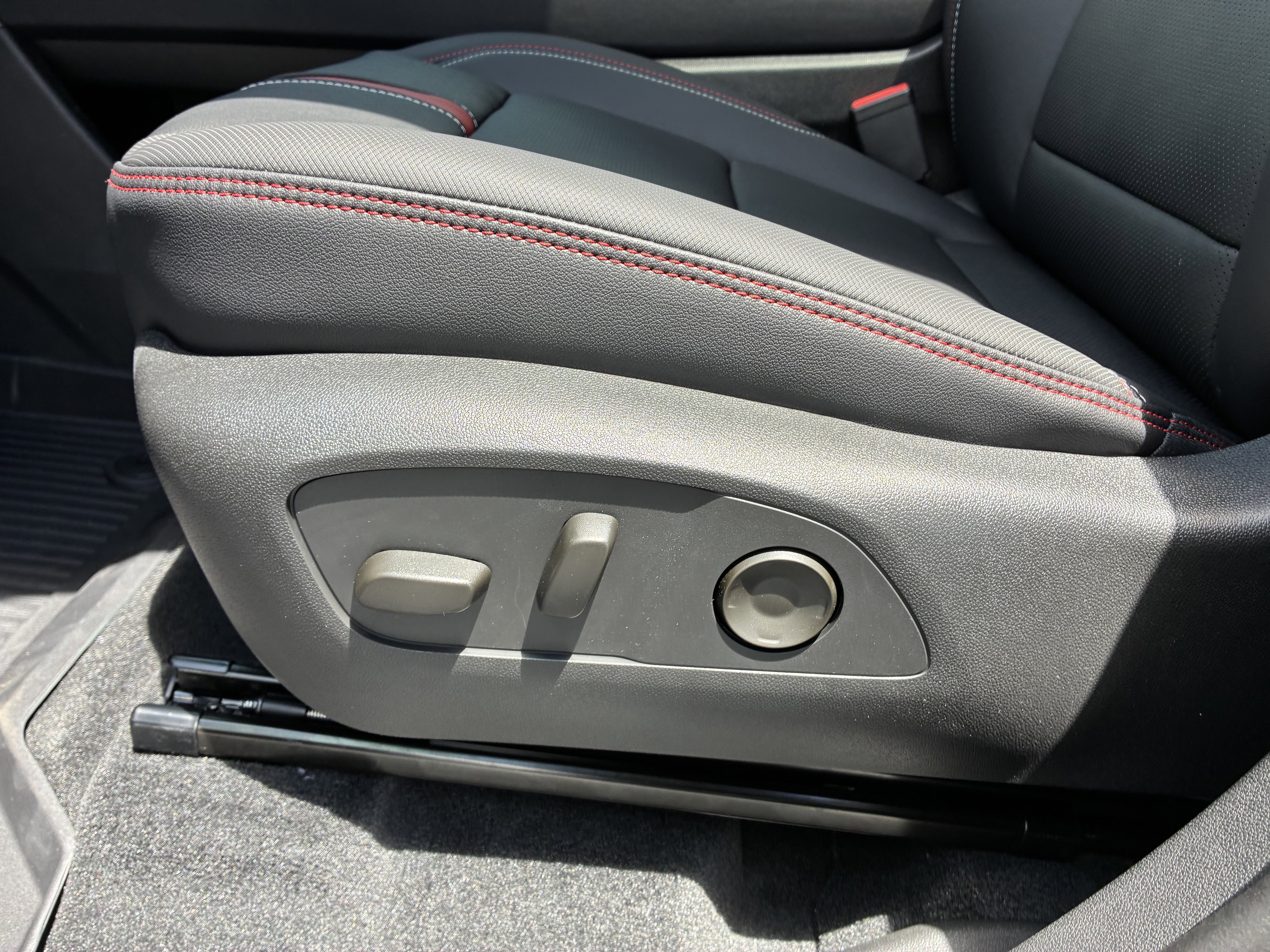 New 2026 Chevrolet Traverse RS AWD/4WD image 27