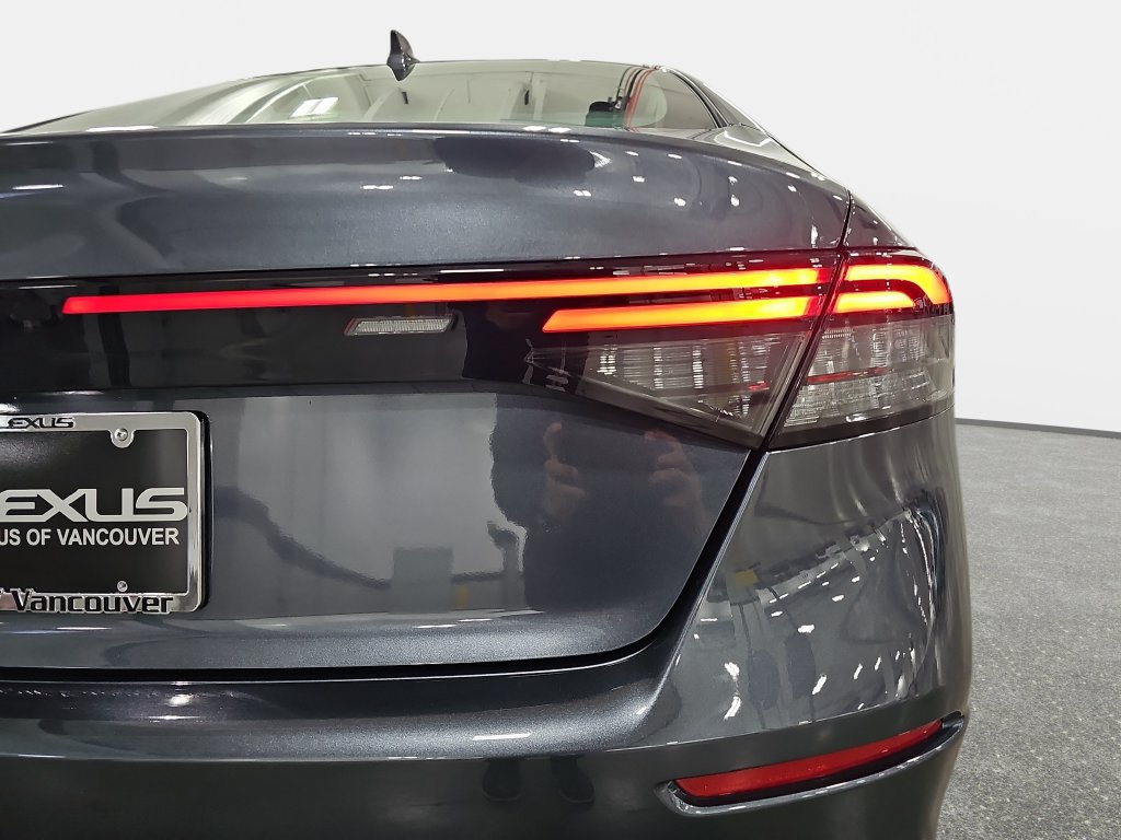 Used 2024 Honda Accord EX image 35