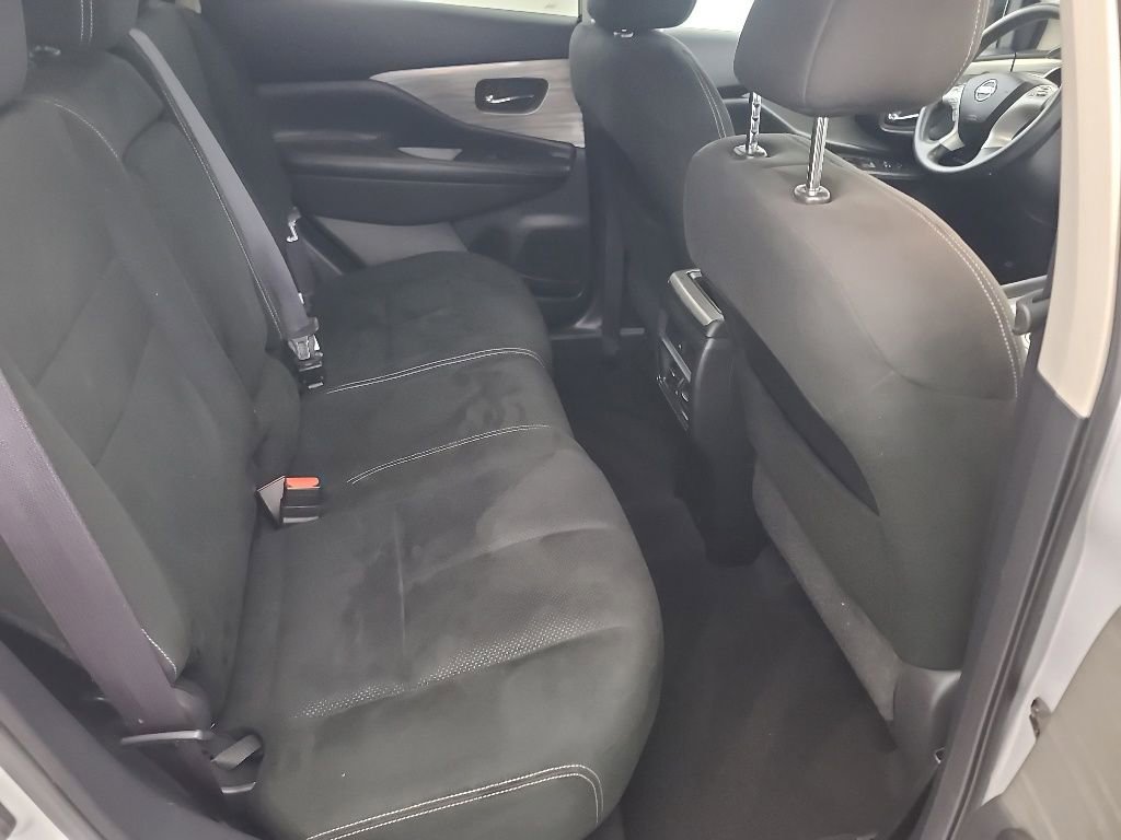 Used 2015 Nissan Murano S w/ Navigation Package AWD/4WD image 16