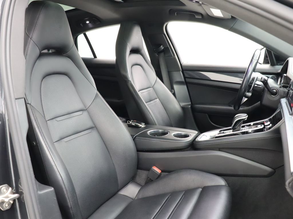 Used 2018 Porsche Panamera 4S AWD/4WD image 37