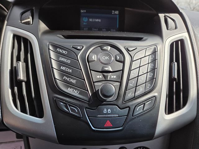 Used 2014 Ford Focus SE w/ Equipment Group 201A image 31