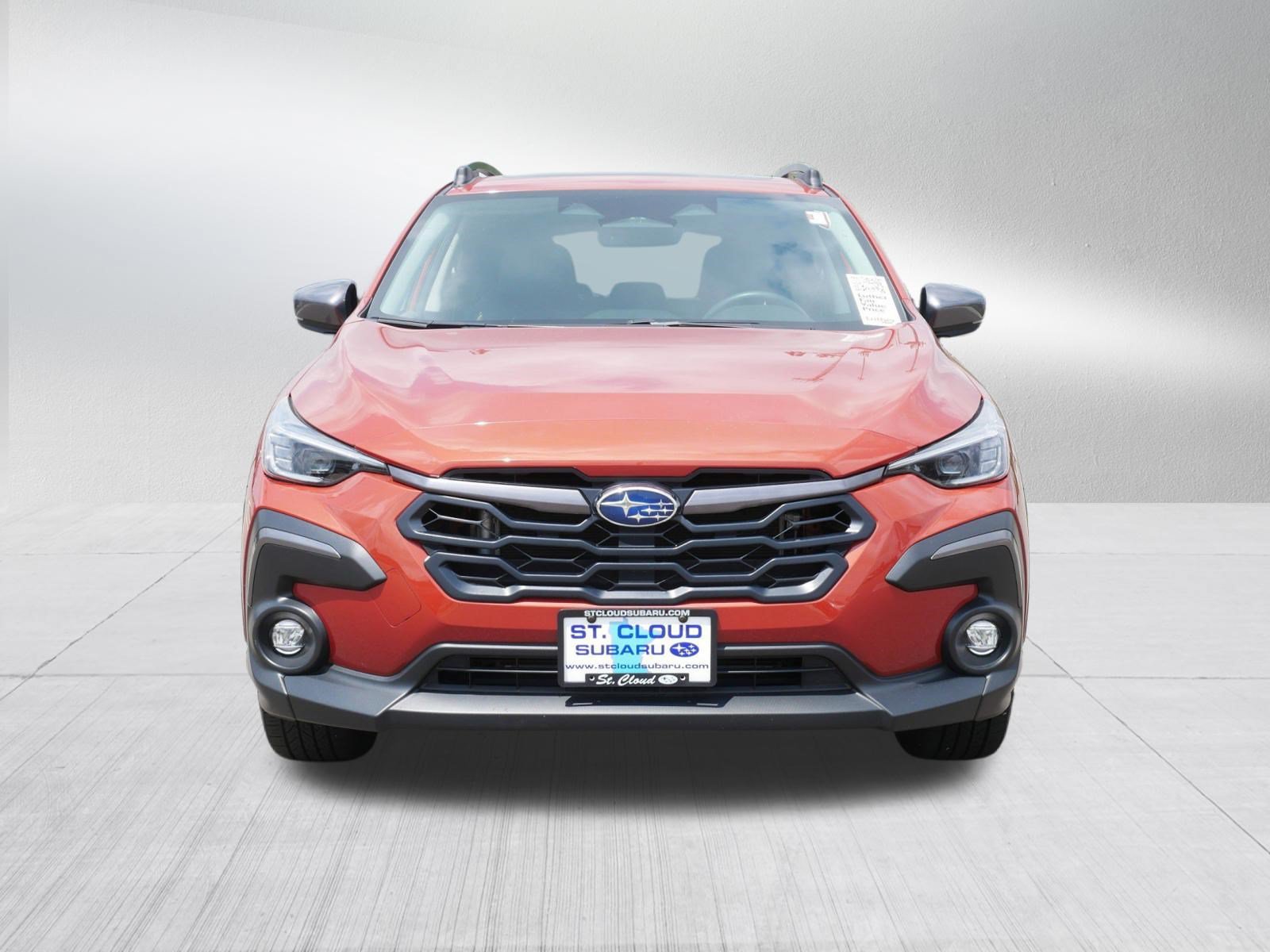 Used 2024 Subaru Crosstrek 2.5i Limited w/ Popular Package #3A AWD/4WD image 2