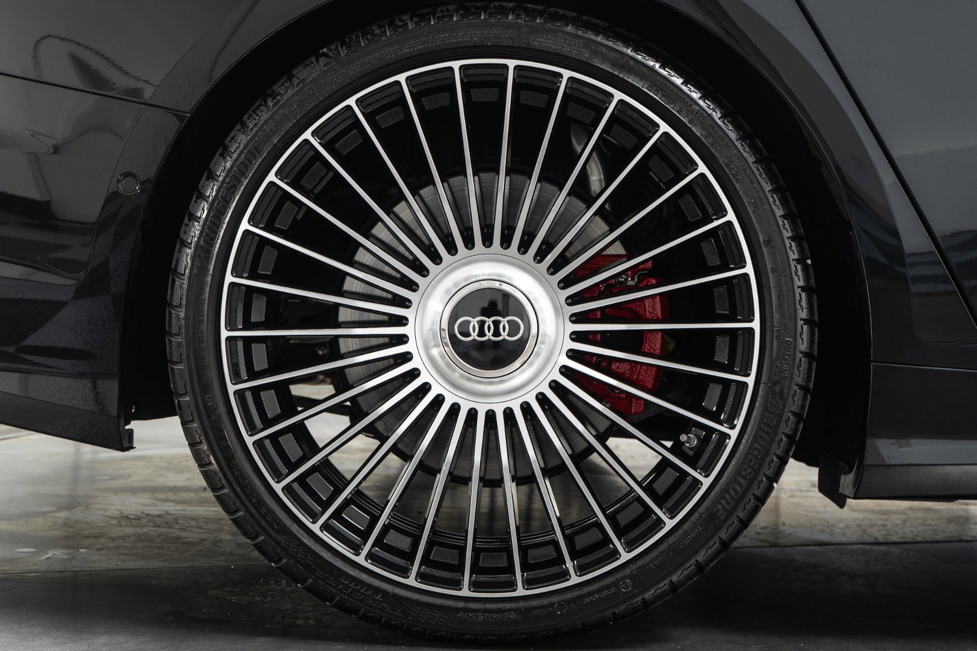 Used 2025 Audi S6 Premium Plus w/ Premium Plus Package image 46