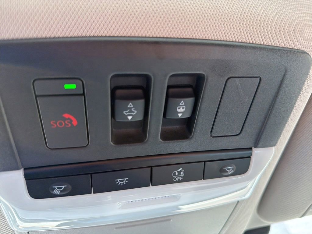 Used 2024 Nissan Pathfinder Platinum AWD/4WD image 28